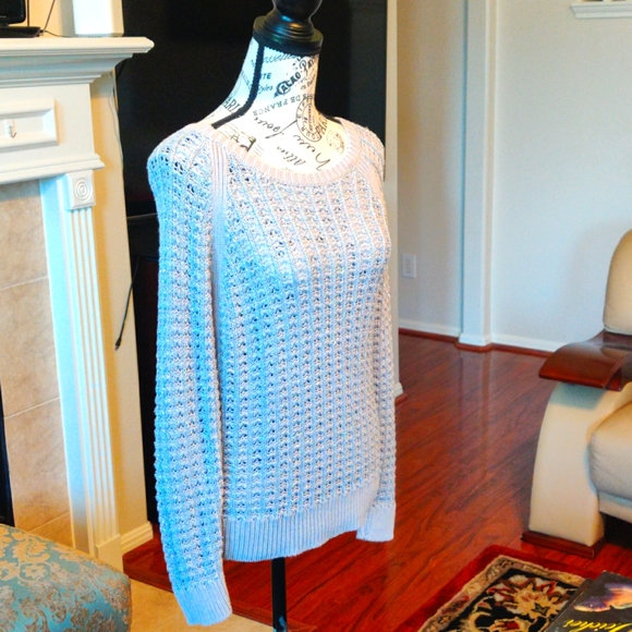 Loft Sweater Medium - Picture 5 of 9